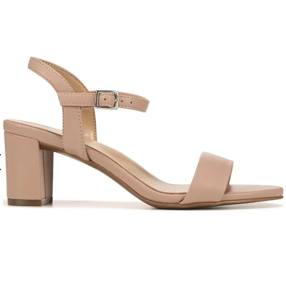 NWOB Naturalizer Bristol Block Heeled Sandals Size 8